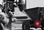 Standbild Ford Auto getestet United States USA, 1923, aus Sekunde 24 historischem Filmmaterial Videoclip 65675030028