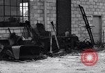 Standbild unordentlich garage Michigan United States USA, 1927, aus Sekunde 10 historischem Filmmaterial Videoclip 65675030031