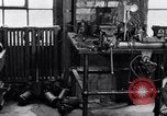 Standbild unordentlich garage Michigan United States USA, 1927, aus Sekunde 53 historischem Filmmaterial Videoclip 65675030031