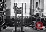 Standbild unordentlich garage Michigan United States USA, 1927, aus Sekunde 58 historischem Filmmaterial Videoclip 65675030031