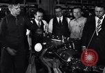 Standbild Modell-A-Motor United States USA, 1927, aus Sekunde 7 historischem Filmmaterial Videoclip 65675030032