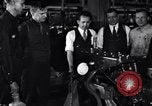 Standbild Modell-A-Motor United States USA, 1927, aus Sekunde 10 historischem Filmmaterial Videoclip 65675030032