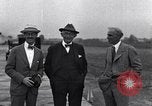 Standbild alte Autos von Ford Dearborn Michigan USA, 1922, aus Sekunde 24 historischem Filmmaterial Videoclip 65675030038