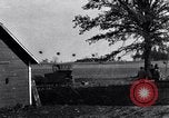 Image wagon-citerne à chevaux Dearborn Michigan USA, 1922, de la seconde 19 séquences d'archives historiques vidéo 65675030054