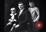 Immagine di Ritratto di gruppo Detroit Michigan USA, 1952, secondo 3 filmato di repertorio 65675030069