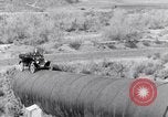 Standbild Ford Model T United States USA, 1920, aus Sekunde 5 historischem Filmmaterial Videoclip 65675030080