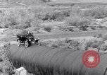 Standbild Ford Model T United States USA, 1920, aus Sekunde 12 historischem Filmmaterial Videoclip 65675030080