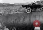 Standbild Ford Model T United States USA, 1920, aus Sekunde 25 historischem Filmmaterial Videoclip 65675030080