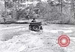 Standbild Ford Model T United States USA, 1920, aus Sekunde 30 historischem Filmmaterial Videoclip 65675030080