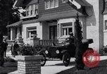 Standbild Ford Model T United States USA, 1920, aus Sekunde 6 historischem Filmmaterial Videoclip 65675030081