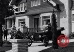 Standbild Ford Model T United States USA, 1920, aus Sekunde 7 historischem Filmmaterial Videoclip 65675030081