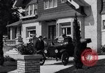 Standbild Ford Model T United States USA, 1920, aus Sekunde 11 historischem Filmmaterial Videoclip 65675030081