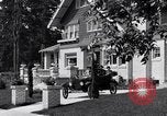 Standbild Ford Model T United States USA, 1920, aus Sekunde 24 historischem Filmmaterial Videoclip 65675030081