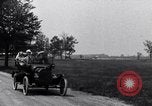 Standbild Ford Model T Auto United States USA, 1923, aus Sekunde 24 historischem Filmmaterial Videoclip 65675030083