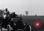 Standbild Ford Model T Auto United States USA, 1923, aus Sekunde 32 historischem Filmmaterial Videoclip 65675030083