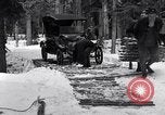 Standbild Ford Model T Auto United States USA, 1923, aus Sekunde 8 historischem Filmmaterial Videoclip 65675030085
