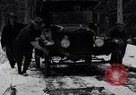 Standbild Ford Model T Auto United States USA, 1923, aus Sekunde 26 historischem Filmmaterial Videoclip 65675030085