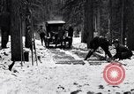 Standbild Ford Model T Auto United States USA, 1923, aus Sekunde 61 historischem Filmmaterial Videoclip 65675030085