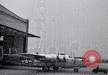 Immagine di Ford B 24 Liberatore pietre miliari di produzione Michigan United States USA, 1944, secondo 42 filmato di repertorio 65675030115