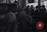 Immagine di Linea di assemblaggio finale United States USA, 1931, secondo 55 filmato di repertorio 65675030121