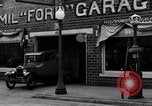 Immagine di Ford Modello auto United States USA, 1931, secondo 42 filmato di repertorio 65675030122