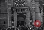 Standbild Henry Ford's Funeral Detroit Michigan USA, 1947, aus Sekunde 17 historischem Filmmaterial Videoclip 65675030126