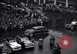 Standbild Henry Ford's Funeral Detroit Michigan USA, 1947, aus Sekunde 41 historischem Filmmaterial Videoclip 65675030126
