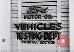 Immagine di Ford Auto Test Dearborn Michigan USA, 1951, secondo 3 filmato di repertorio 65675030129
