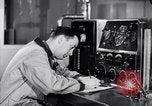 Immagine di Ford Auto Test Dearborn Michigan USA, 1951, secondo 58 filmato di repertorio 65675030129