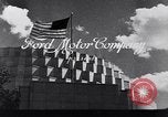 Image La production de bloc moteur V 8 Dearborn Michigan USA, 1941, de la seconde 21 séquences d'archives historiques vidéo 65675030137