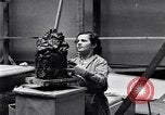 Standbild Bildhauerin Detroit Michigan USA, 1932, aus Sekunde 24 historischem Filmmaterial Videoclip 65675030141