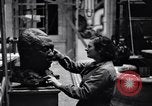 Standbild Bildhauerin Detroit Michigan USA, 1932, aus Sekunde 36 historischem Filmmaterial Videoclip 65675030141