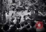 Standbild Ford Cabrio United States USA, 1948, aus Sekunde 6 historischem Filmmaterial Videoclip 65675030142