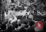 Standbild Ford Cabrio United States USA, 1948, aus Sekunde 13 historischem Filmmaterial Videoclip 65675030142