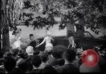 Standbild Ford Cabrio United States USA, 1948, aus Sekunde 22 historischem Filmmaterial Videoclip 65675030142