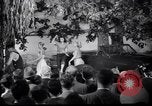 Standbild Ford Cabrio United States USA, 1948, aus Sekunde 27 historischem Filmmaterial Videoclip 65675030142