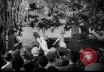 Standbild Ford Cabrio United States USA, 1948, aus Sekunde 30 historischem Filmmaterial Videoclip 65675030142