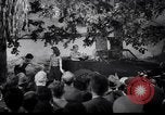 Standbild Ford Cabrio United States USA, 1948, aus Sekunde 53 historischem Filmmaterial Videoclip 65675030142