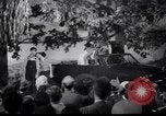 Standbild Ford Cabrio United States USA, 1948, aus Sekunde 55 historischem Filmmaterial Videoclip 65675030142