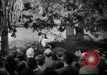 Standbild Ford Cabrio United States USA, 1948, aus Sekunde 62 historischem Filmmaterial Videoclip 65675030142
