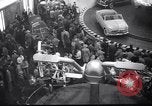 Standbild neues Modell Autos von Ford United States USA, 1948, aus Sekunde 1 historischem Filmmaterial Videoclip 65675030144
