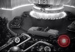 Standbild neues Modell Autos von Ford United States USA, 1948, aus Sekunde 13 historischem Filmmaterial Videoclip 65675030144
