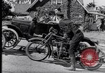 Image Ford Modèle T stunts United States USA, 1933, de la seconde 37 séquences d'archives historiques vidéo 65675030146