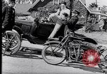 Image Ford Modèle T stunts United States USA, 1933, de la seconde 41 séquences d'archives historiques vidéo 65675030146