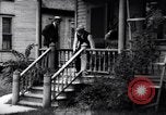 Immagine di Modulare e prefabbricata home edificio dei primi del novecento Bay City Michigan USA, 1919, secondo 41 filmato di repertorio 65675030150