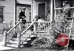 Immagine di Modulare e prefabbricata home edificio dei primi del novecento Bay City Michigan USA, 1919, secondo 60 filmato di repertorio 65675030150