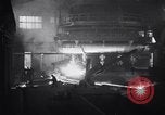 Image de la fonte en fusion Dearborn Michigan USA, 1928, de la seconde 15 séquences d'archives historiques vidéo 65675030162