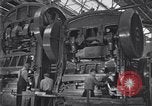 Image façonnant acier Dearborn Michigan USA, 1928, de la seconde 41 séquences d'archives historiques vidéo 65675030170