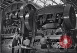 Image façonnant acier Dearborn Michigan USA, 1928, de la seconde 44 séquences d'archives historiques vidéo 65675030170