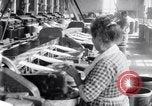 Standbild Raffination Rohbaumwolle United States USA, 1922, aus Sekunde 56 historischem Filmmaterial Videoclip 65675030182